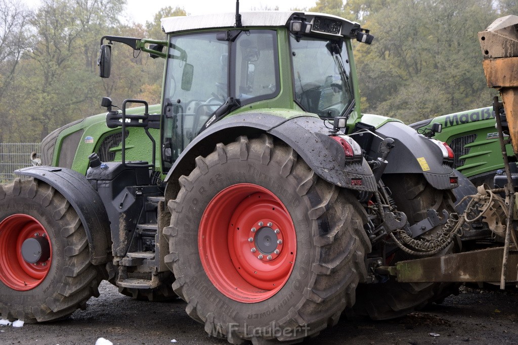 Grossbrand Kerpen Sindorf Daimlerstr P237.JPG - Miklos Laubert